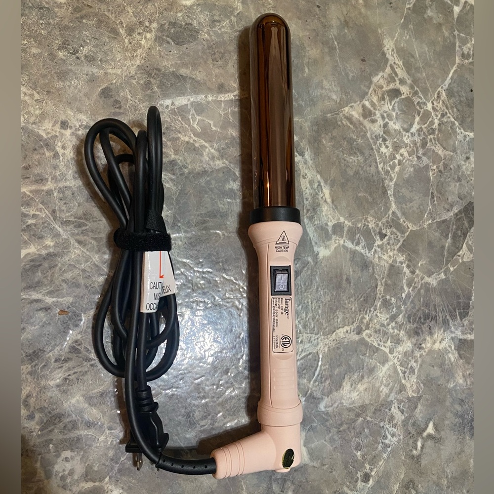 Lange Pink and Black Ceramic Curling Wand